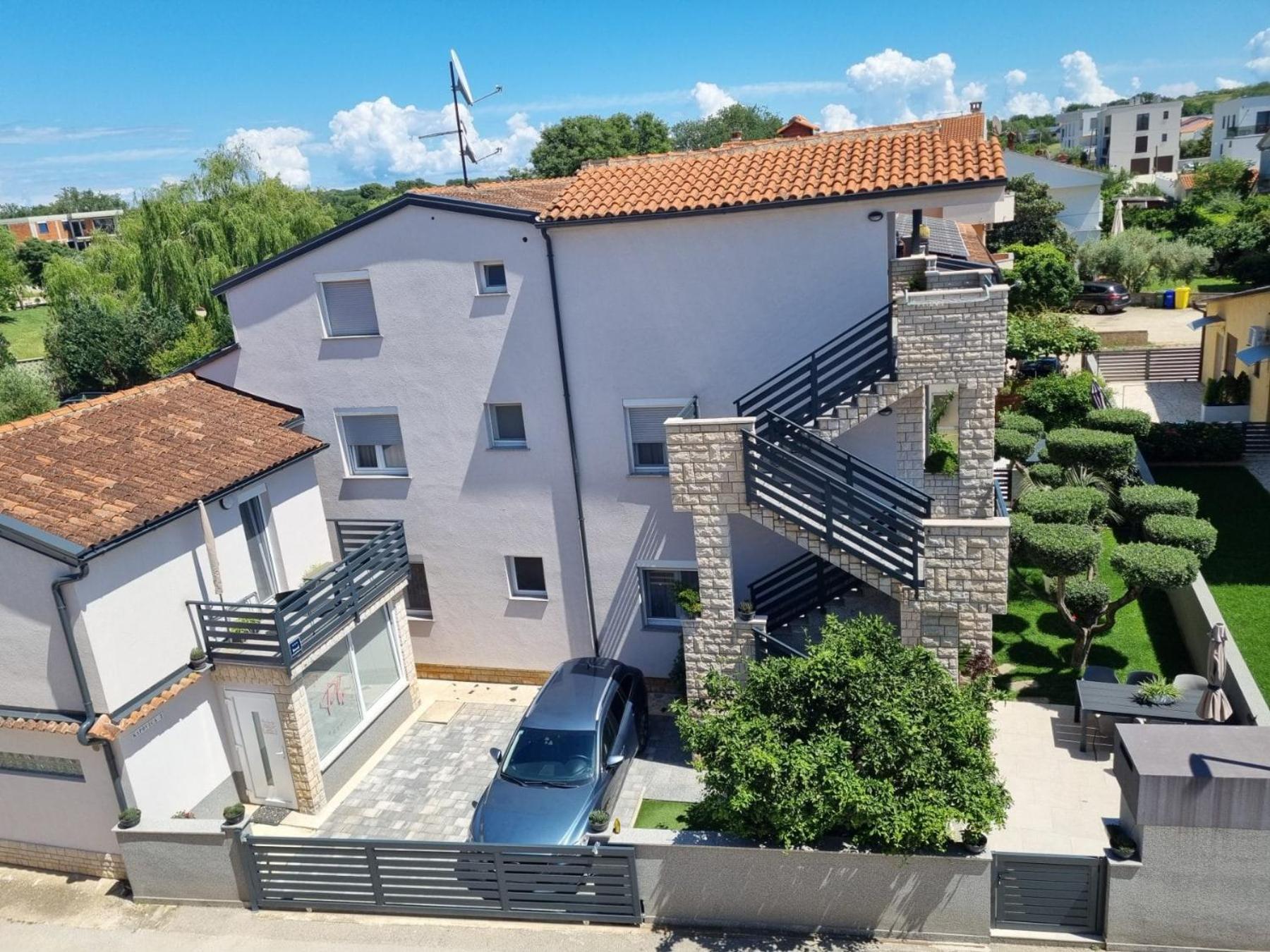 Apartment Denis Медулин Екстериор снимка