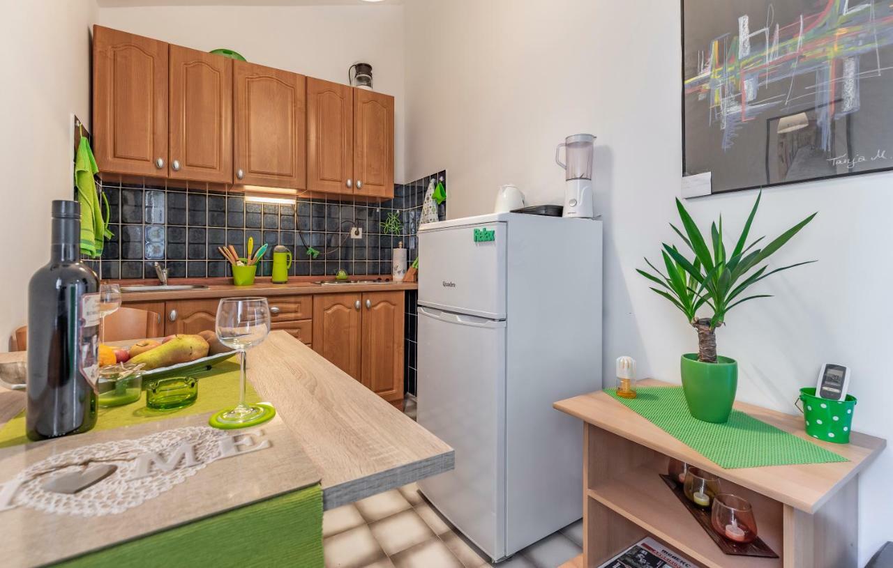 Apartment Denis Медулин Екстериор снимка